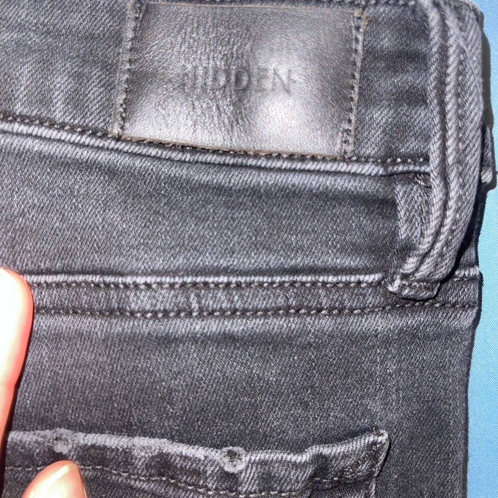 HIDDEN BRAND